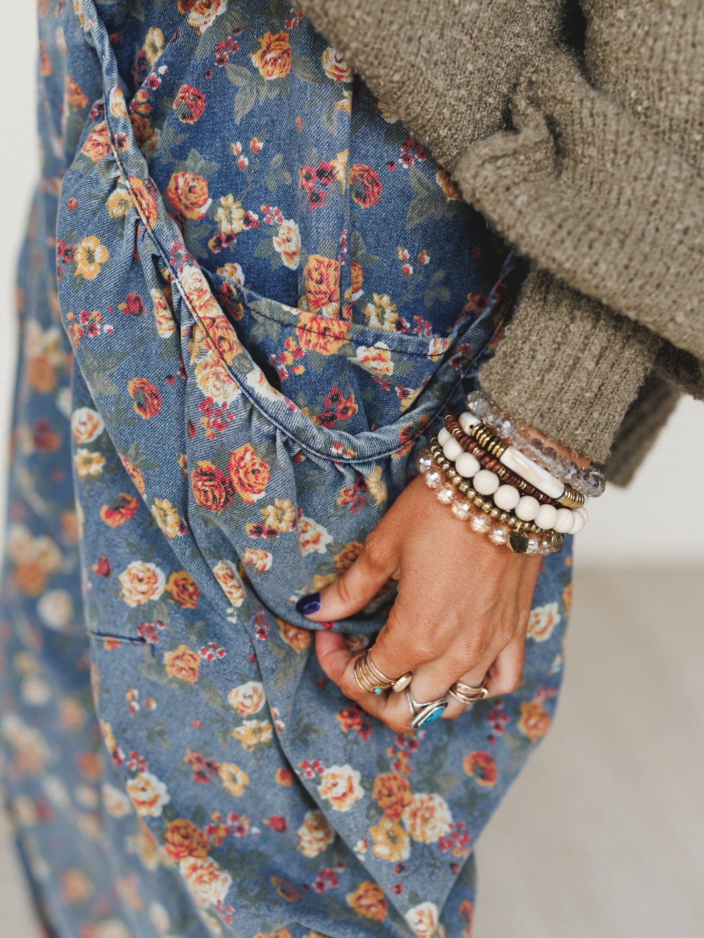 The Nest Nora Gathered Barrel Denim Pant - Denim Blue Floral