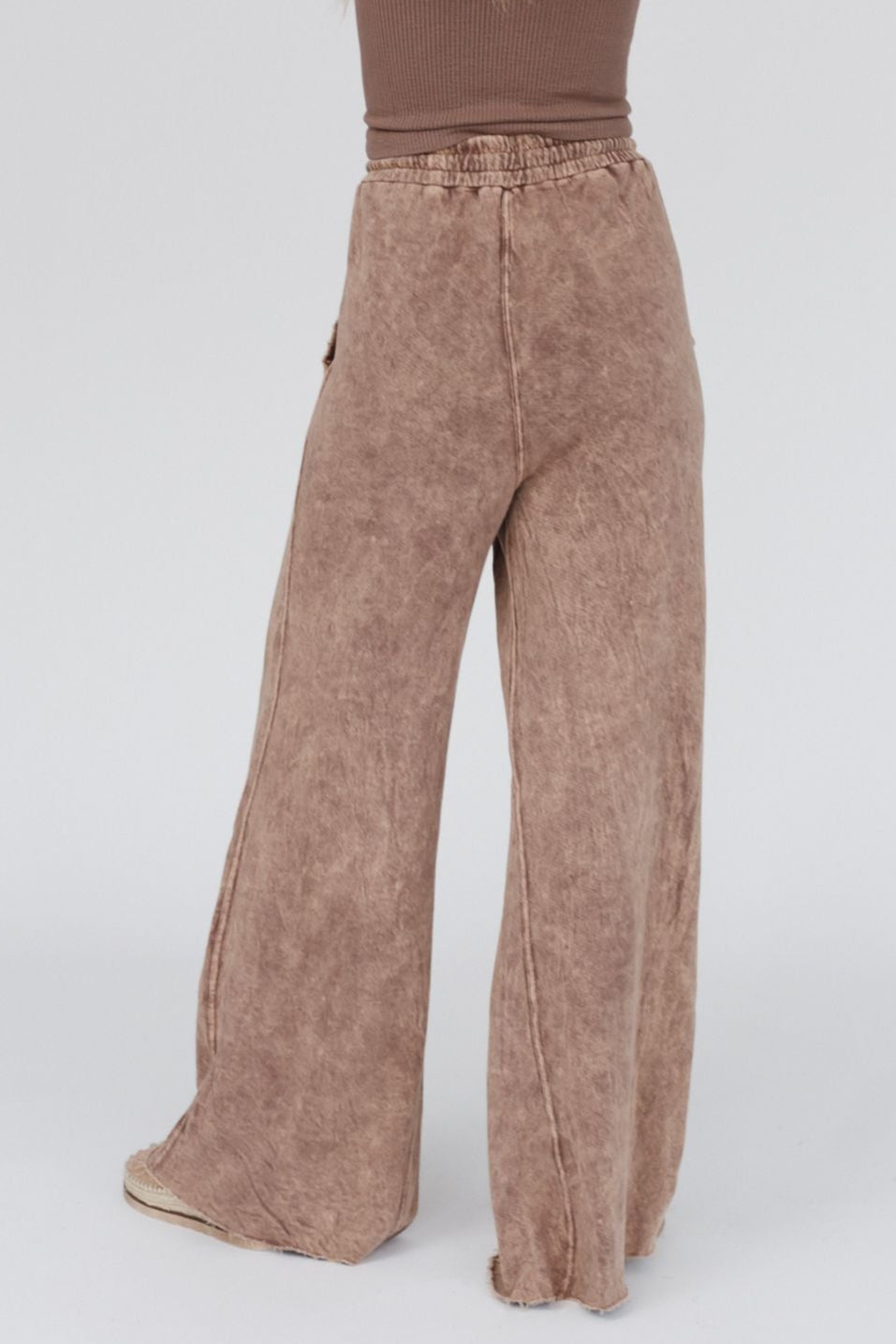Relaxing Robin Wide Leg Pant - New Mocha